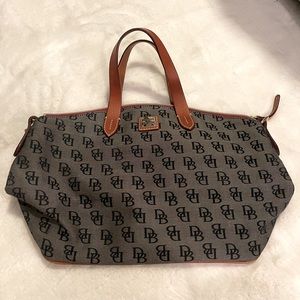 Dooney & Bourke Purse